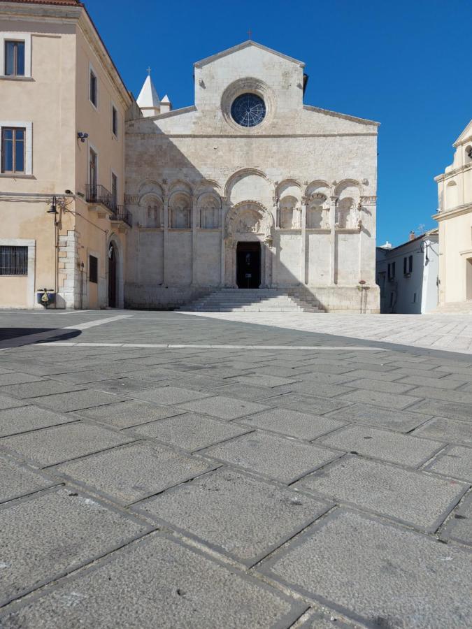 I Tre Marchi Rooms / Camera Mare Termoli Bagian luar foto