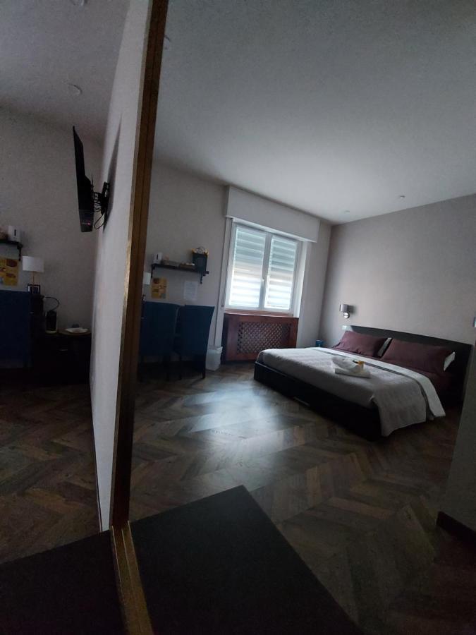 I Tre Marchi Rooms / Camera Mare Termoli Bagian luar foto