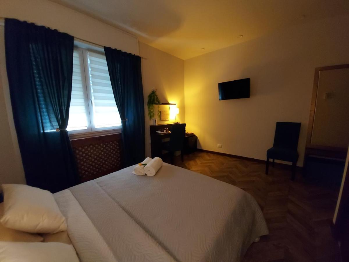 I Tre Marchi Rooms / Camera Mare Termoli Bagian luar foto