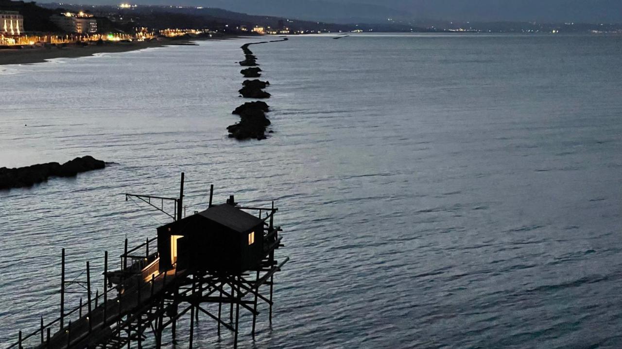 I Tre Marchi Rooms / Camera Mare Termoli Bagian luar foto